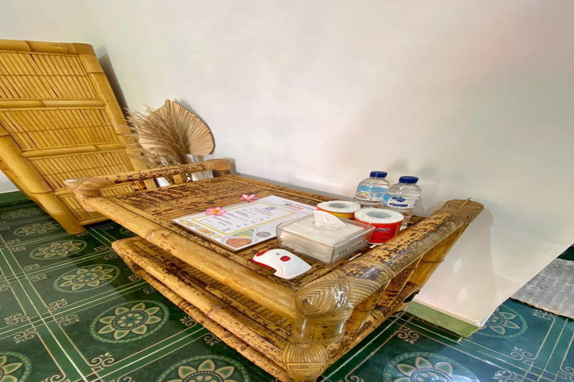Duyung Rooms & Resto Gerupuk Bumbang Екстериор снимка