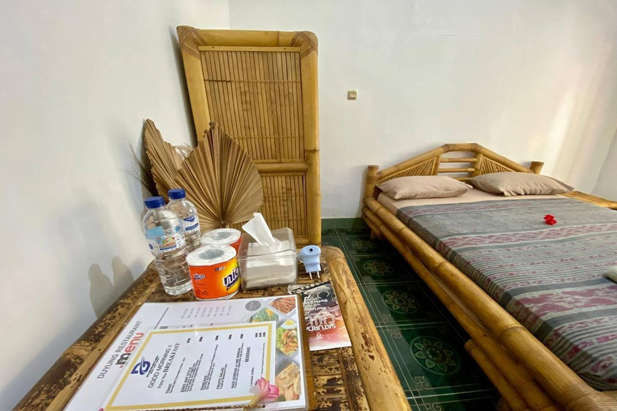 Duyung Rooms & Resto Gerupuk Bumbang Екстериор снимка