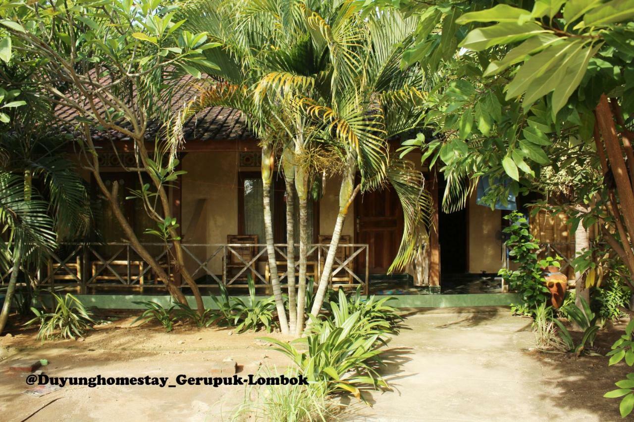 Duyung Rooms & Resto Gerupuk Bumbang Екстериор снимка